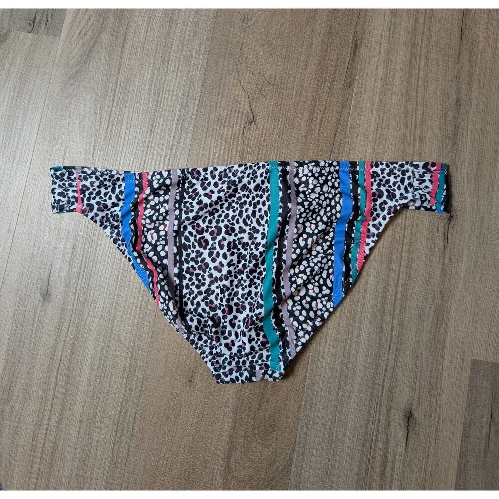 NWT Jessica Simpson Multicolor Animal Print  Size XL Hipster Swim Bottom $46